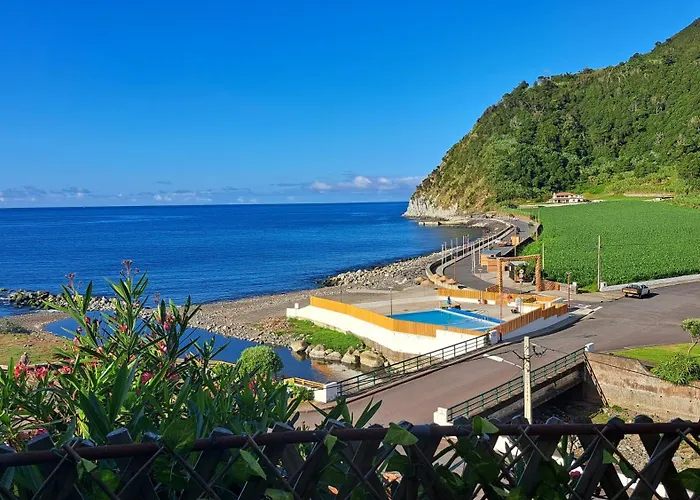 Villa De Bruma Faial Da Terra